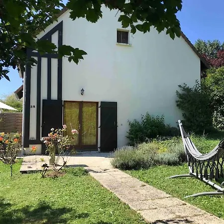 Holiday home Maison Jardin 4 Personnes *